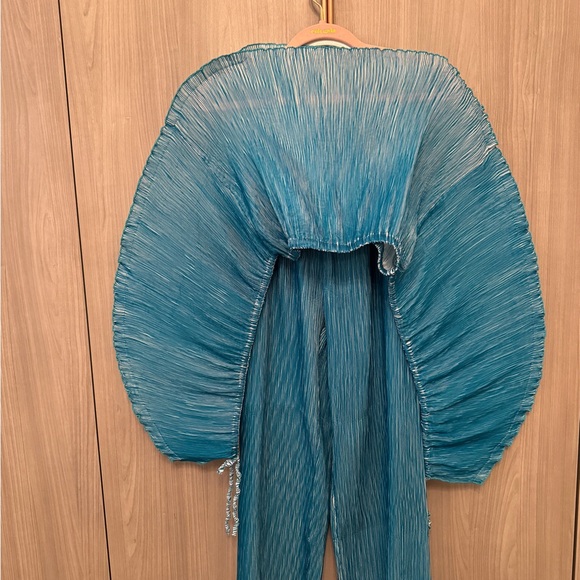 Cult Gaia Blue Pleated Top and Pants Set - Picture 1 of 7